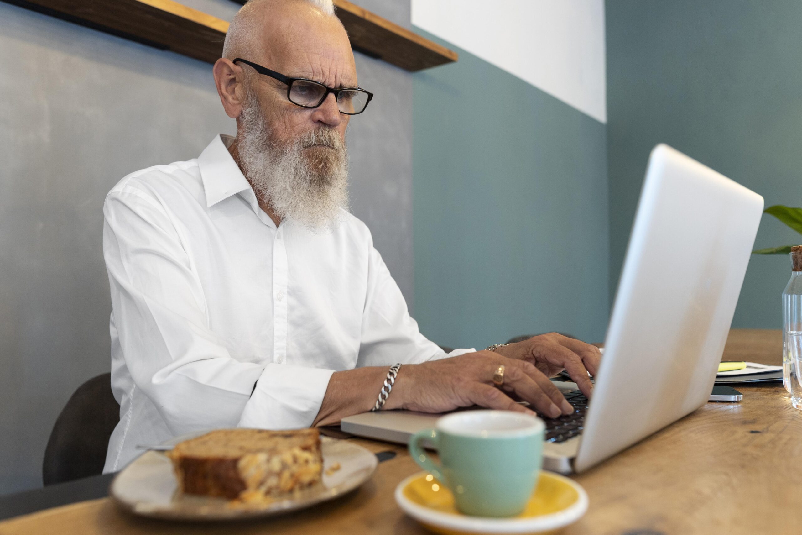 Photographie représentant Frank MOEZ, Responsable communication de la société Récits d'aujourdhui.